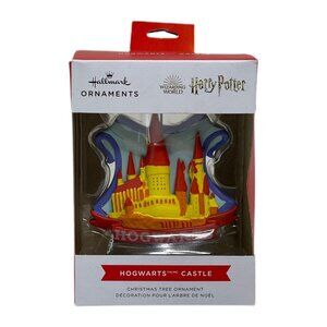 HALLMARK HARRY POTTER HOGWARTS CASTLE CHRISTMAS ORNAMENT NEW 2021
